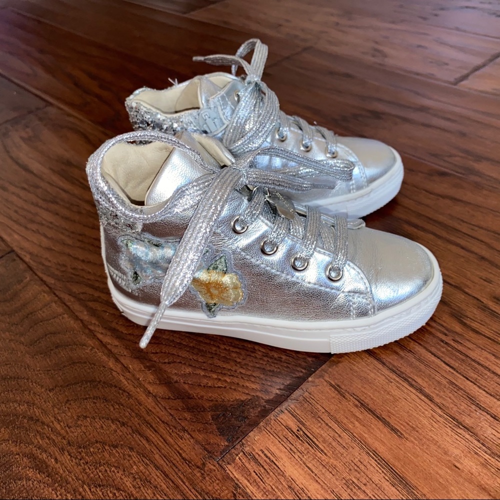 ‪Monnalisa‬ Floral Appliqued Sneakers. Size 24 EU. - Picture 7 of 13